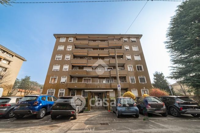 Appartamento in residenziale in Via Tonale 3