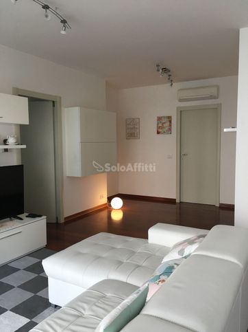 Appartamento in residenziale in Viale Giovanni Bovio 10