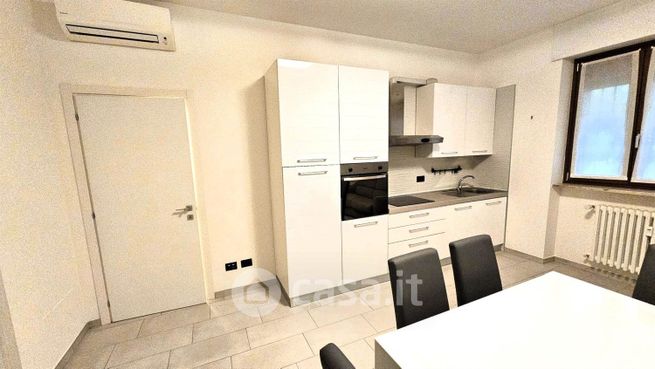 Appartamento in residenziale in Via Molinetto di Lorenteggio