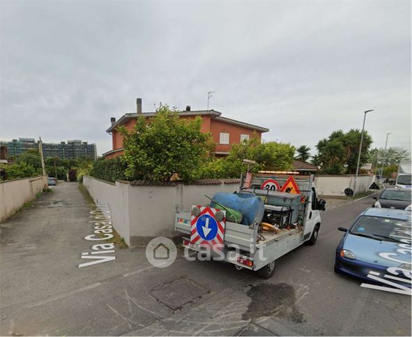 Villetta a schiera in residenziale in Via Casal di Claudia 64