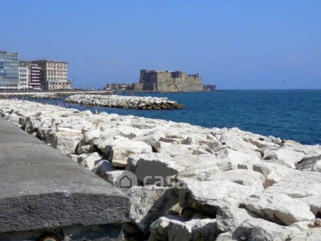 Ufficio in commerciale in 