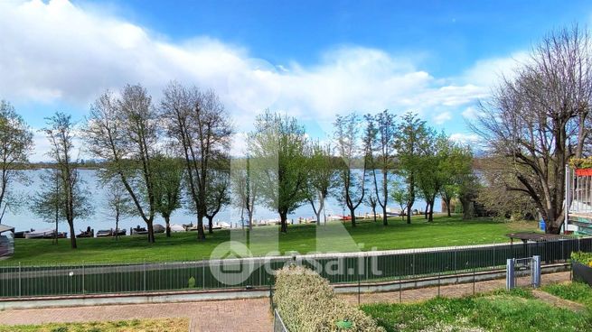 Appartamento in residenziale in Via Leopoldo Pilla 3