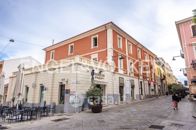 Casa indipendente in residenziale in 