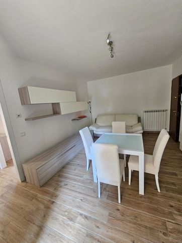 Appartamento in residenziale in Via Castel San Giacomo Leopardi 41