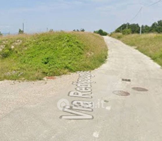 Terreno agricolo in commerciale in Via Redipuglia