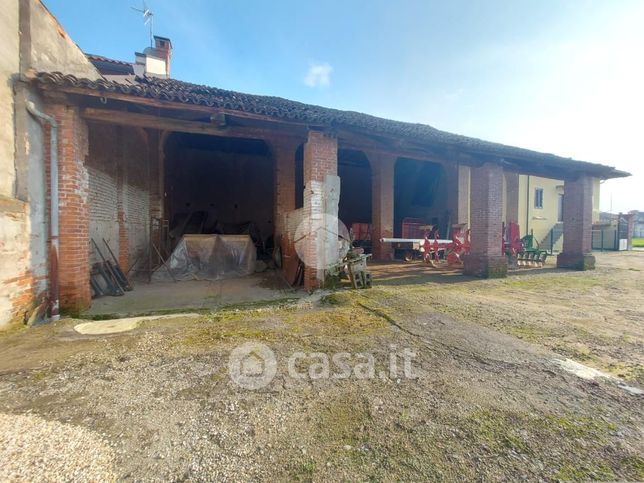 Rustico/casale in residenziale in Via Calvetti 38