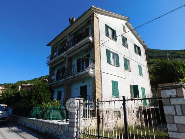 Appartamento in residenziale in Frazione Monteleto 36