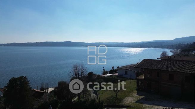 Casa bi/trifamiliare in residenziale in Via G. Marconi