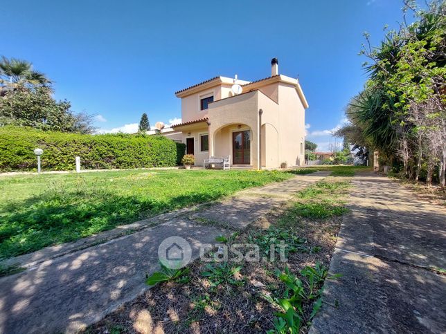 Villa in residenziale in Via Molara