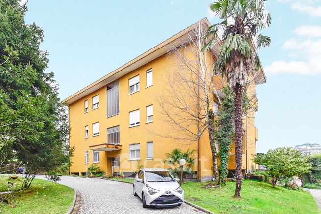 Appartamento in residenziale in Via Rovascio 113