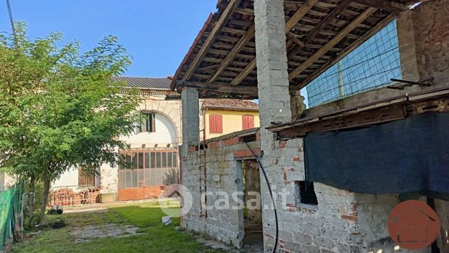 Rustico/casale in residenziale in 