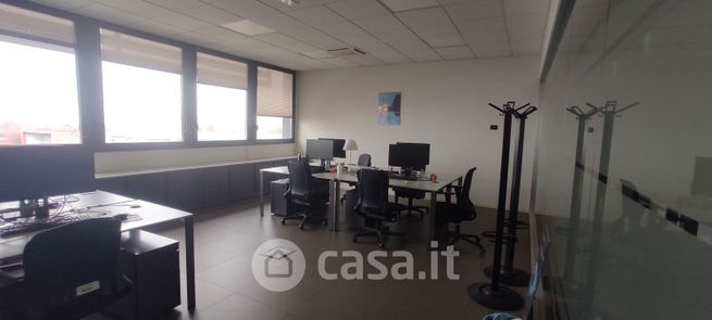 Ufficio in commerciale in Via Pio La Torre 2