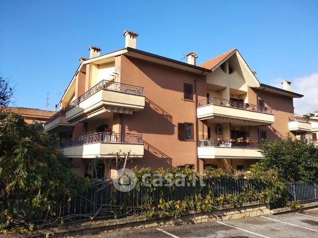 Appartamento in residenziale in Via Casilina 3516