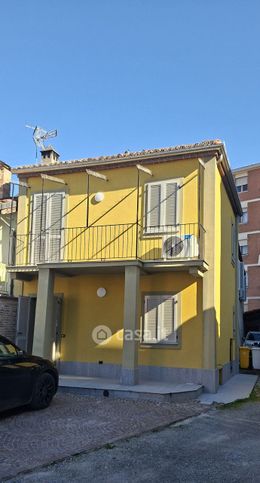 Casa indipendente in residenziale in Via Urbano Rattazzi