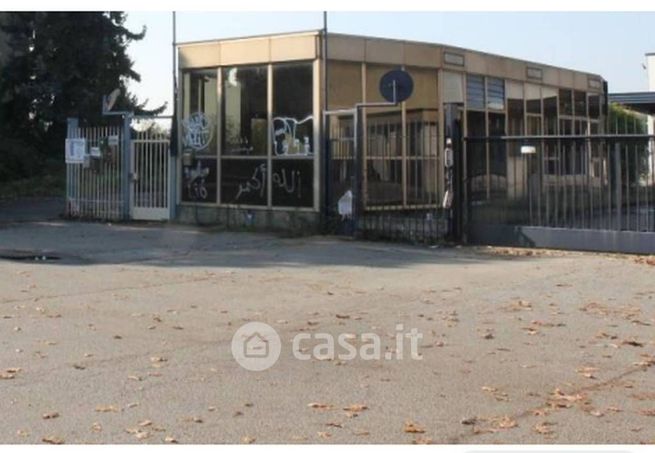 Capannone in commerciale in Via Galileo Galilei