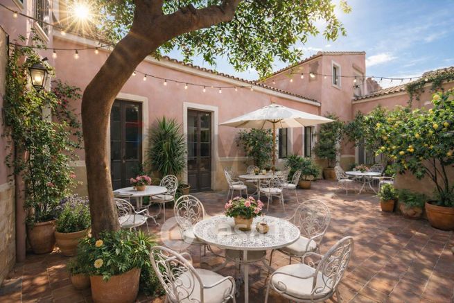 Casa indipendente in residenziale in Via ScinÃ  7