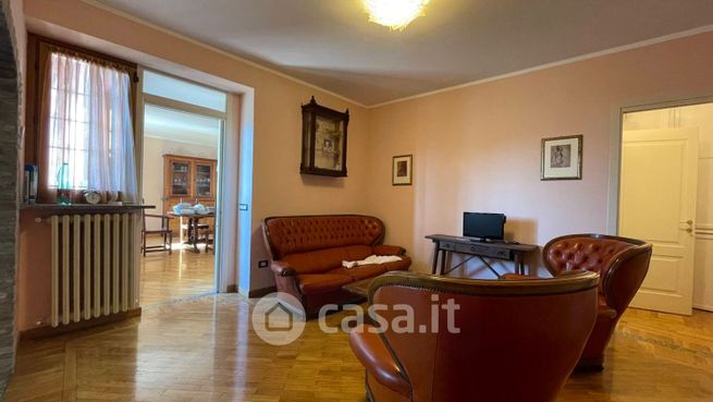 Appartamento in residenziale in Via Emilia 424