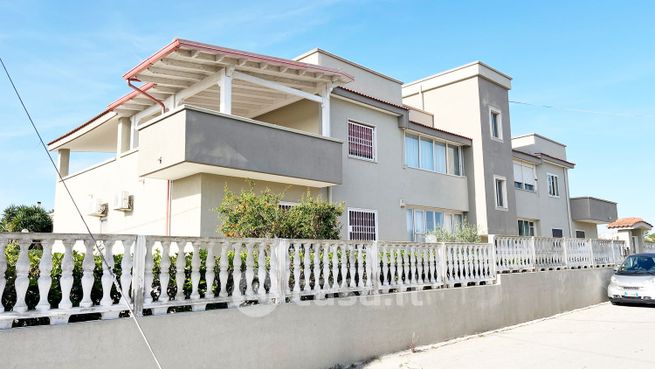 Appartamento in residenziale in Via Genziane 23