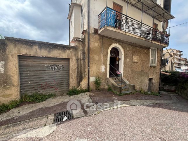 Rustico/casale in residenziale in Vico I Belvedere