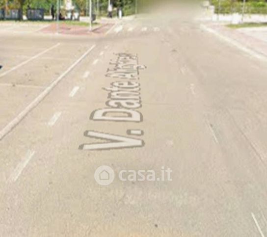 Terreno agricolo in commerciale in Via Dante Alighieri