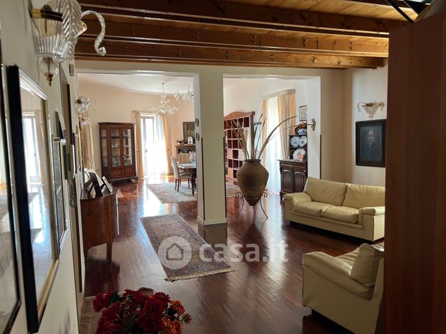 Appartamento in residenziale in Piazza Giacomo Matteotti 12