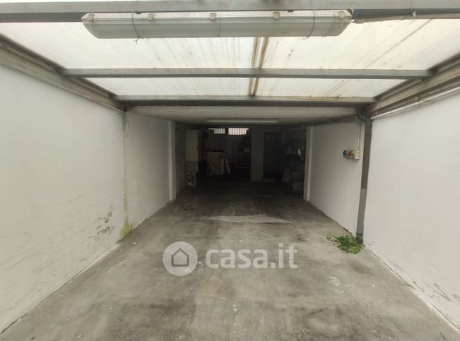 Box/posto auto in residenziale in 