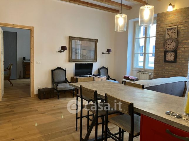 Appartamento in residenziale in Via Edmondo de Amicis 10