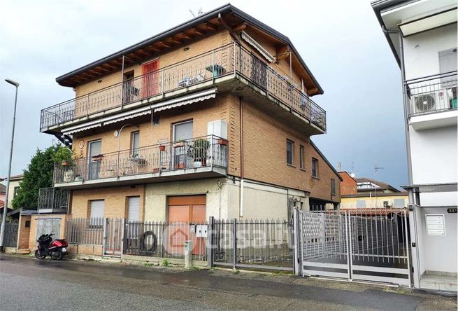 Appartamento in residenziale in Via Adamello 33