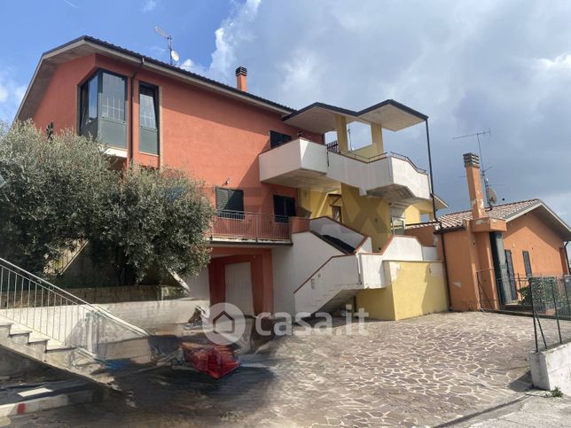 Appartamento in residenziale in Via Dei Gladioli 11