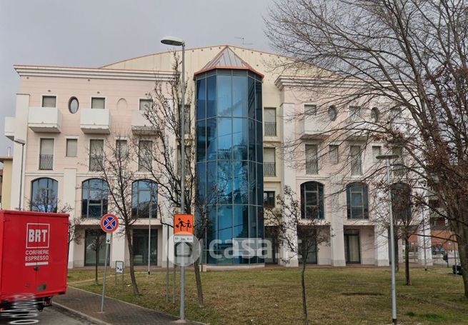 Ufficio in commerciale in Piazzale Salvo d'Acquisto 11