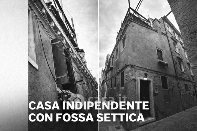Casa indipendente in residenziale in Calle Seconda de la Fava 6778