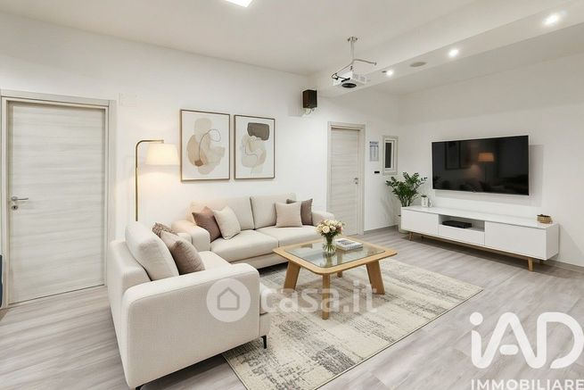 Appartamento in residenziale in Via Solferino 19
