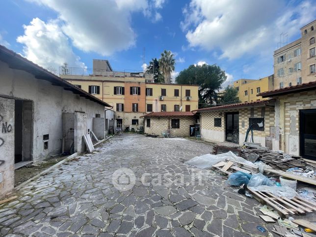 Loft in residenziale in Via Amedeo Cencelli