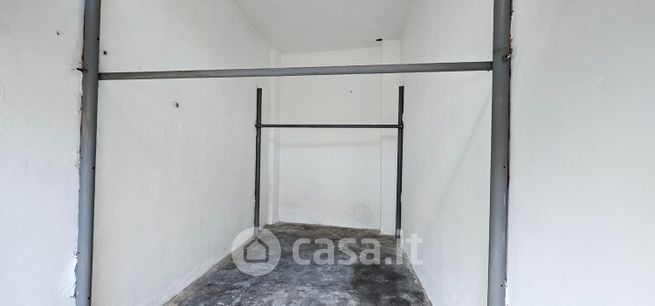 Garage/posto auto in residenziale in Via LeinÃ¬ 81