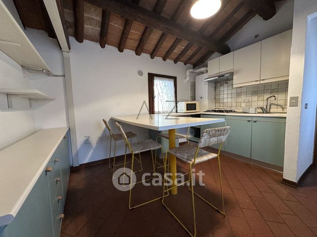 Appartamento in residenziale in Via Regina Cornaro