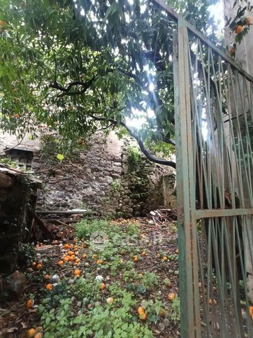 Casa indipendente in residenziale in Via Indipendenza 24
