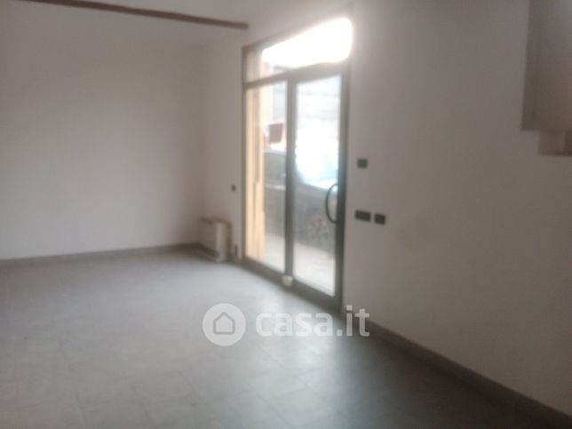 Ufficio in commerciale in 