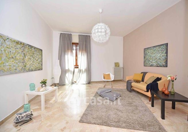 Appartamento in residenziale in Via Francesco Veracini 43 n