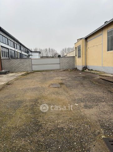 Capannone in commerciale in Strada della Paiola 951