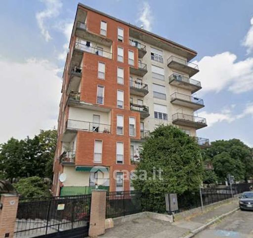 Appartamento in residenziale in Via Aspromonte 19
