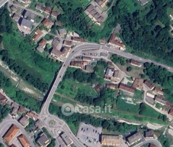 Terreno agricolo in commerciale in Via Lungardo