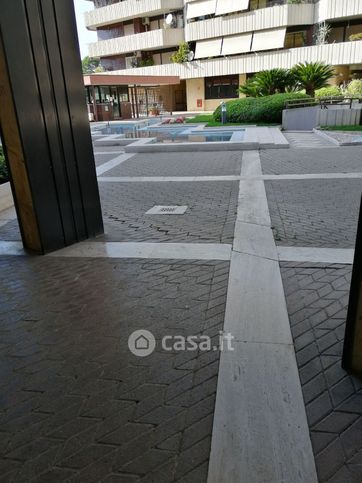 Ufficio in commerciale in Via Benedetto Croce