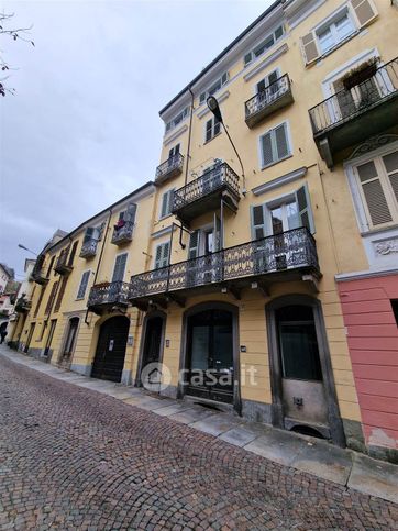 Appartamento in residenziale in Via Cerino Zegna 6