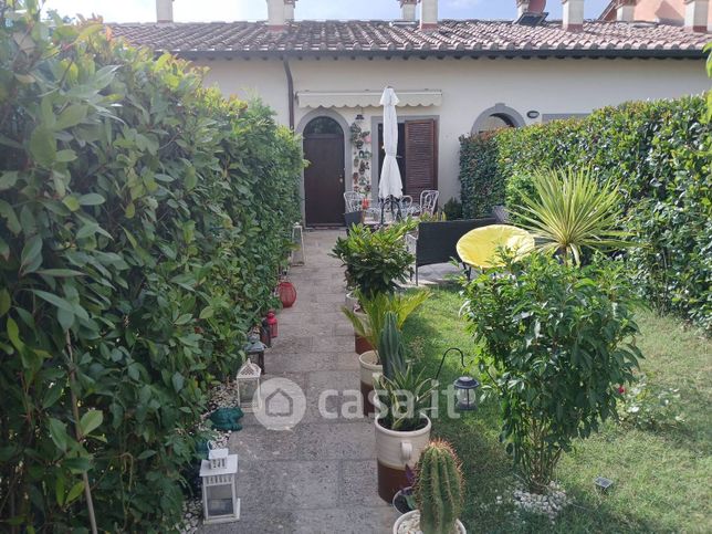 Villetta a schiera in residenziale in Località Piazzano 14