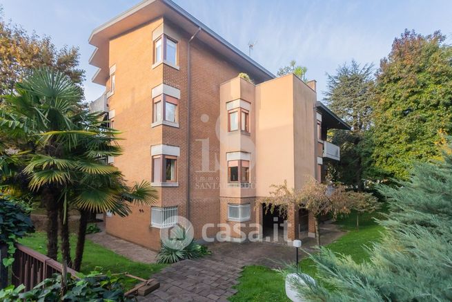 Appartamento in residenziale in Via Girotti 54