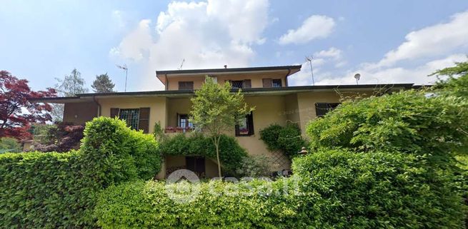 Villa in residenziale in Via Spiazzo