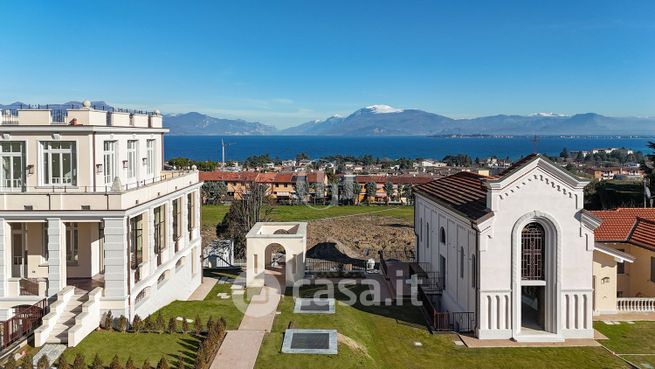 Appartamento in residenziale in Via Mezzocolle 19