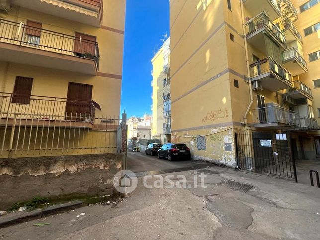 Garage/posto auto in residenziale in Via Molise