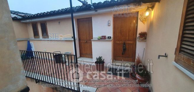 Appartamento in residenziale in Via Mario Capuani 67