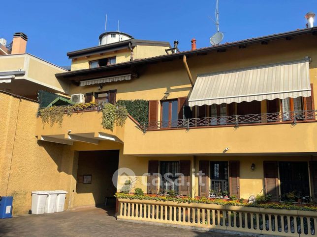 Appartamento in residenziale in Via Manfredo Fanti 12